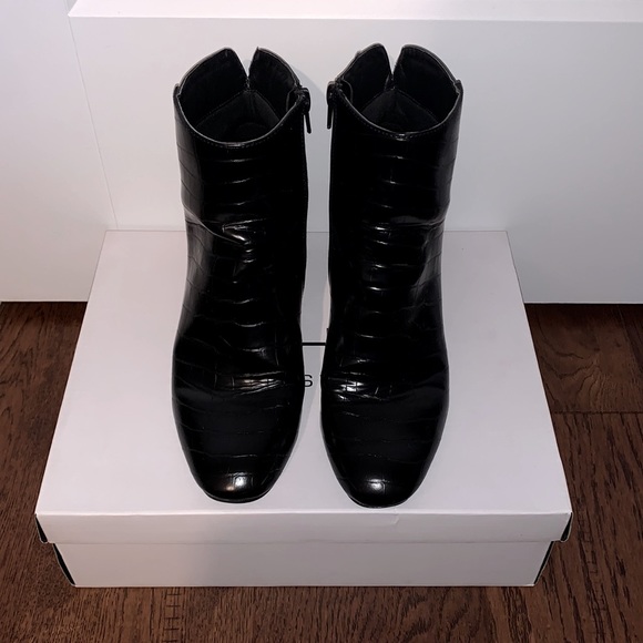 Chinese Laundry Dune Bootie - Picture 2 of 6